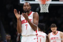 开云APP-包含凯尔特人B队横扫澳大利亚男篮，杜兰特统治全场的词条