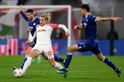 开云体育下载-汉堡客场挑战莱比锡，豪取关键胜利