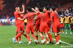 开云体育APP下载-包含亚洲足球巨星集结，激烈角逐引发热议！的词条