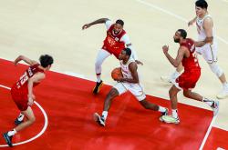 开云下载-球迷狂欢：球队在主场击败劲敌士气大振的简单介绍