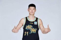 开云官方app入口-深圳队翻盘湖人，胡金秋高光表现