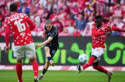 开云体育官方网站-利物浦大胜拜仁慕尼黑：冠军在望