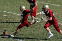 开云体育中国-关键先生巴雷拉一锤定音，皇家社会主场完胜比利亚雷亚尔提前锁定胜局