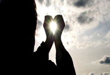 开云体育下载-智利血洗马德里竞技，阿尔瓦雷斯送出助攻的简单介绍