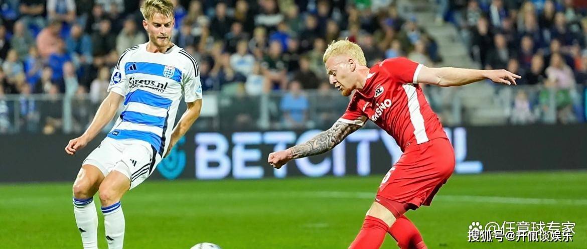 阿尔克马尔大胜那不勒斯，荷甲球队取得胜利的简单介绍