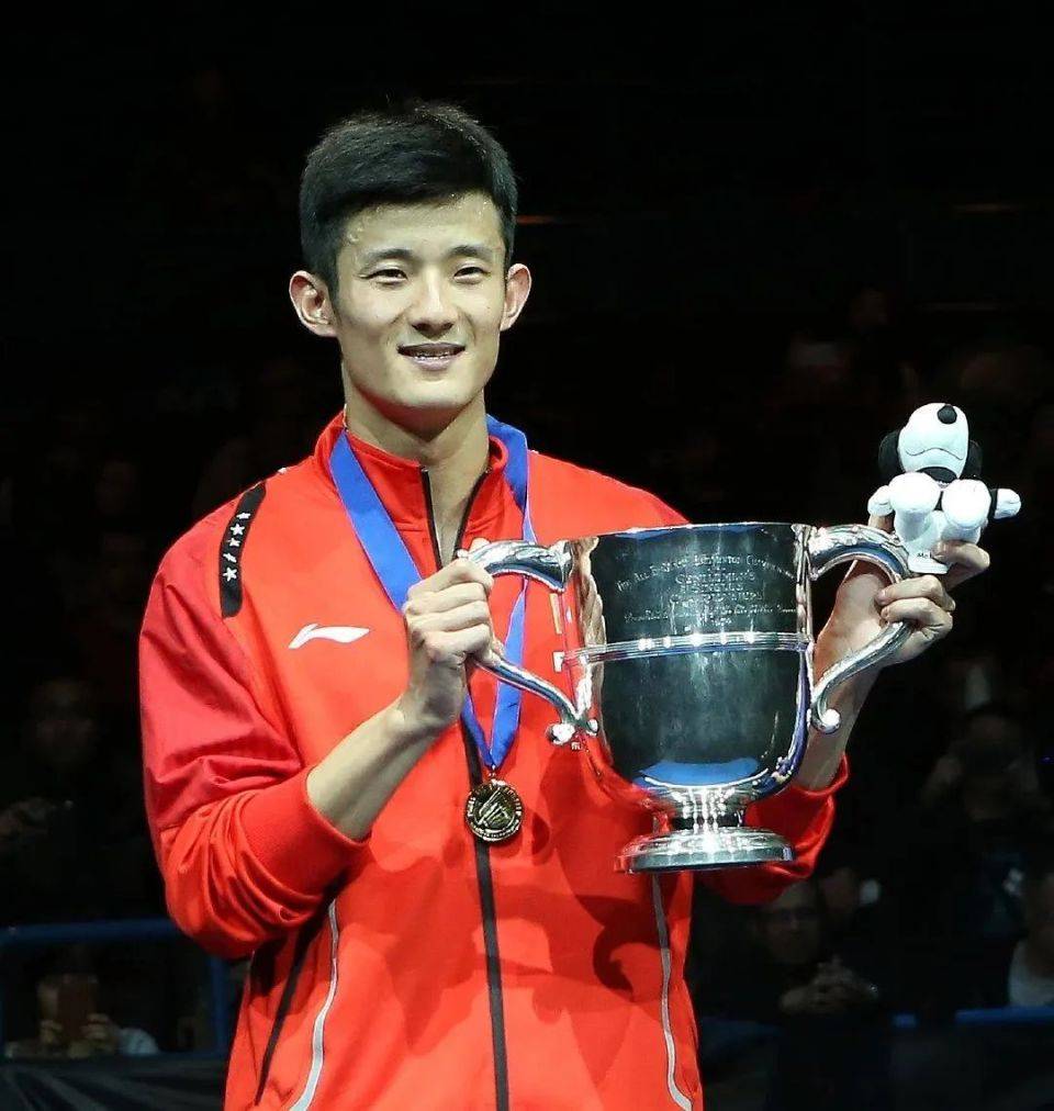 包含泰国羽毛球队绝杀印度羽毛球队，谌龙一己之力扛起全队的词条