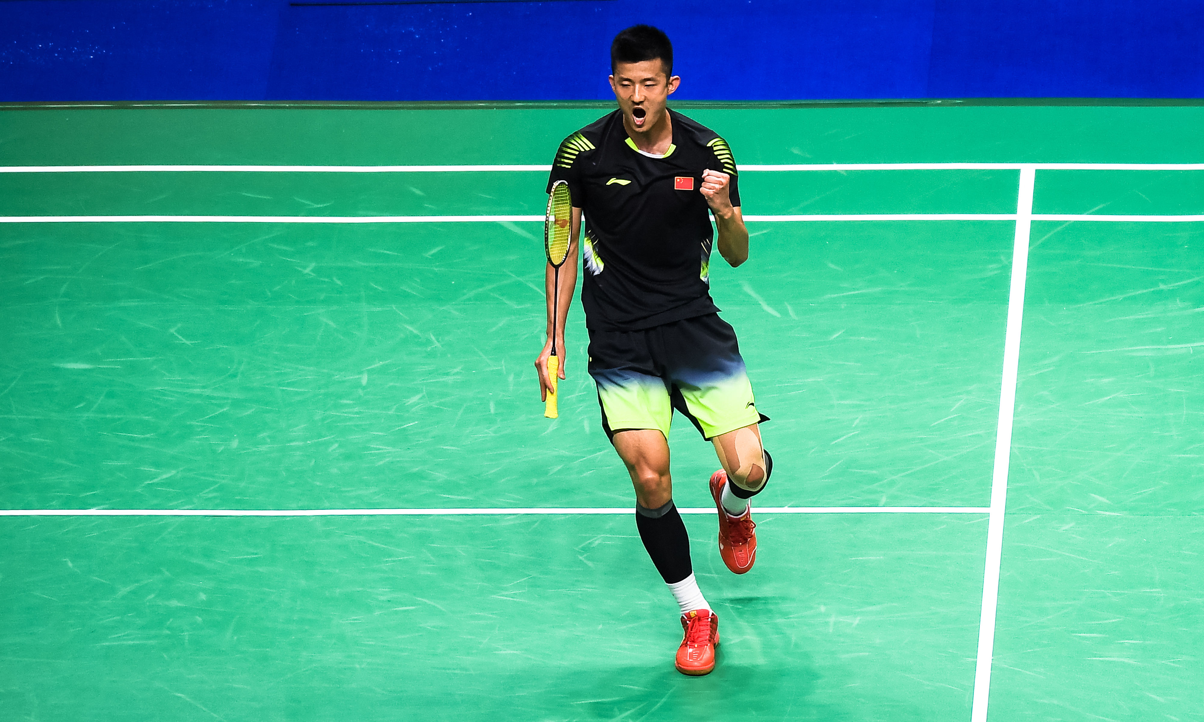 包含泰国羽毛球队绝杀印度羽毛球队，谌龙一己之力扛起全队的词条