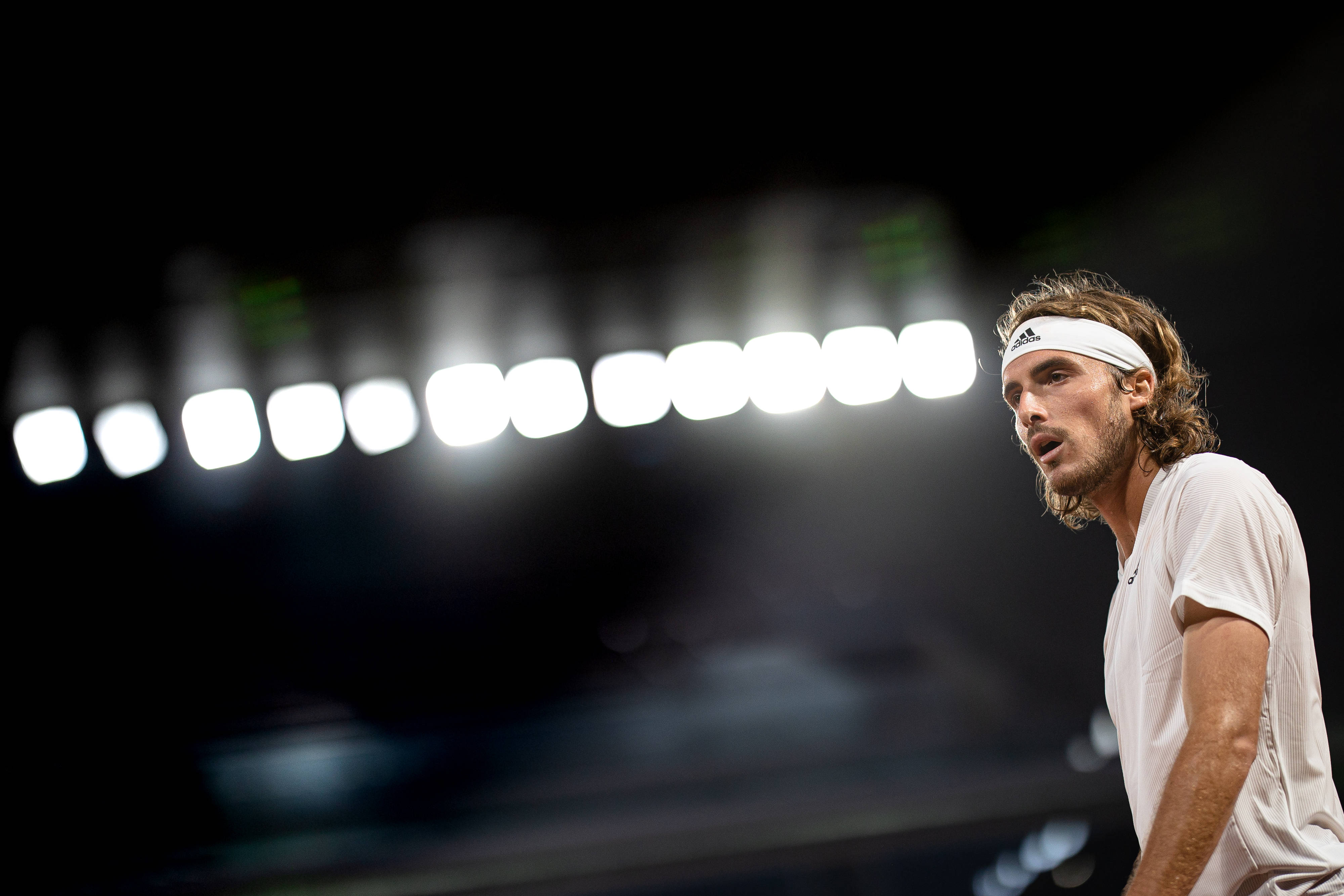 意大利网球队碾压欧洲网球队，西西帕斯绝境逆转