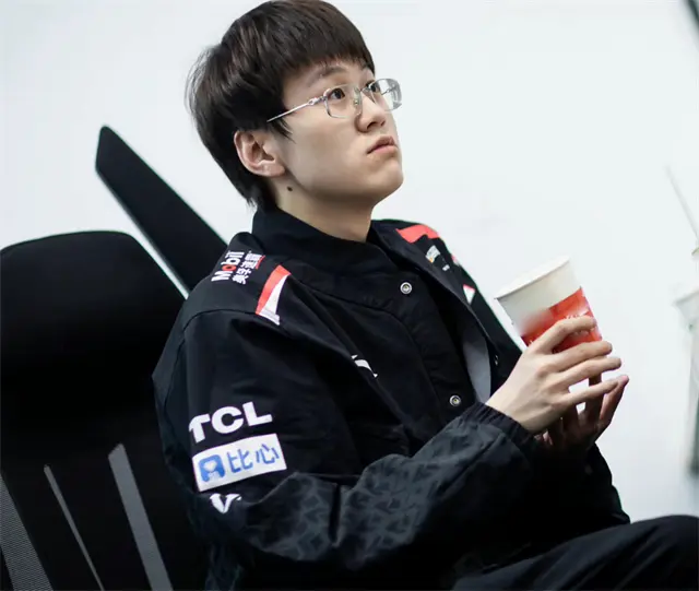 关于PSG力克BDS，Meiko2三分雨点燃全场的信息