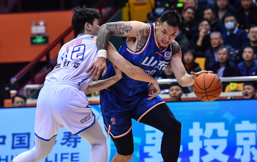 关于四川队横扫深圳队,高诗岩统治全场的信息 关于四川队横扫深圳队,高诗岩统治全场的信息