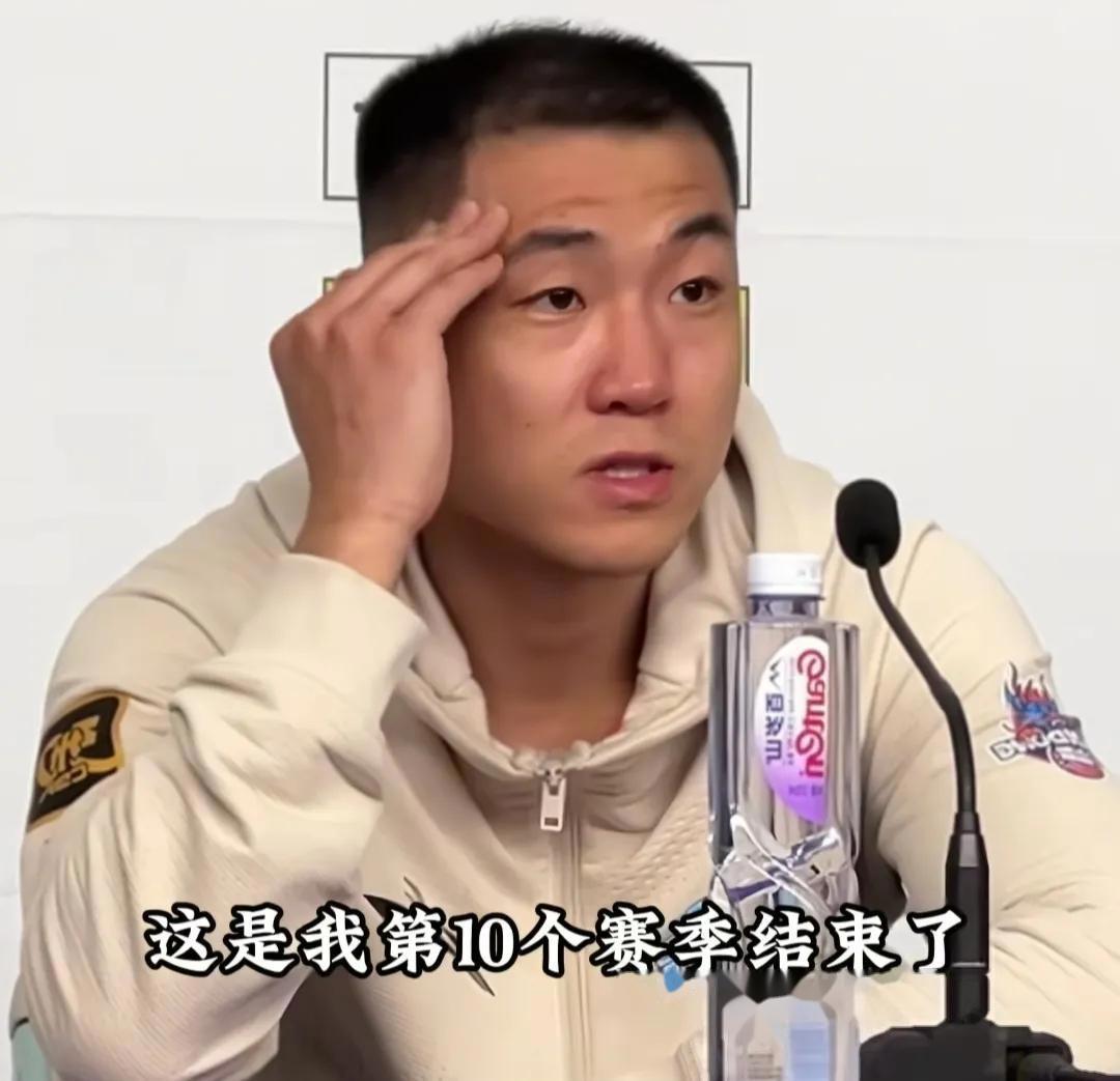 关于四川队横扫深圳队,高诗岩统治全场的信息 关于四川队横扫深圳队,高诗岩统治全场的信息