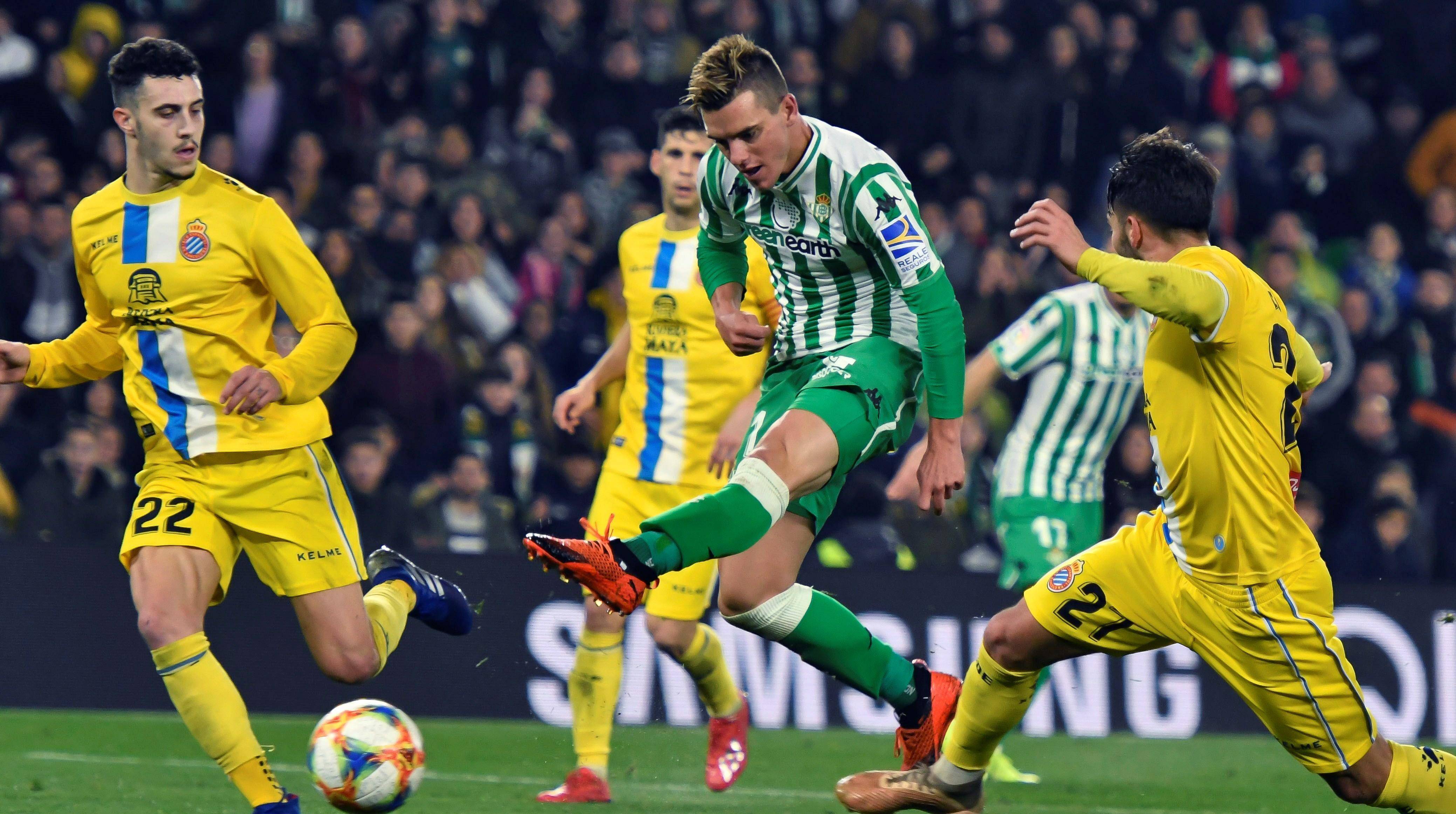 关于皇家贝蒂斯击败巴列卡诺，上演逆袭战的信息