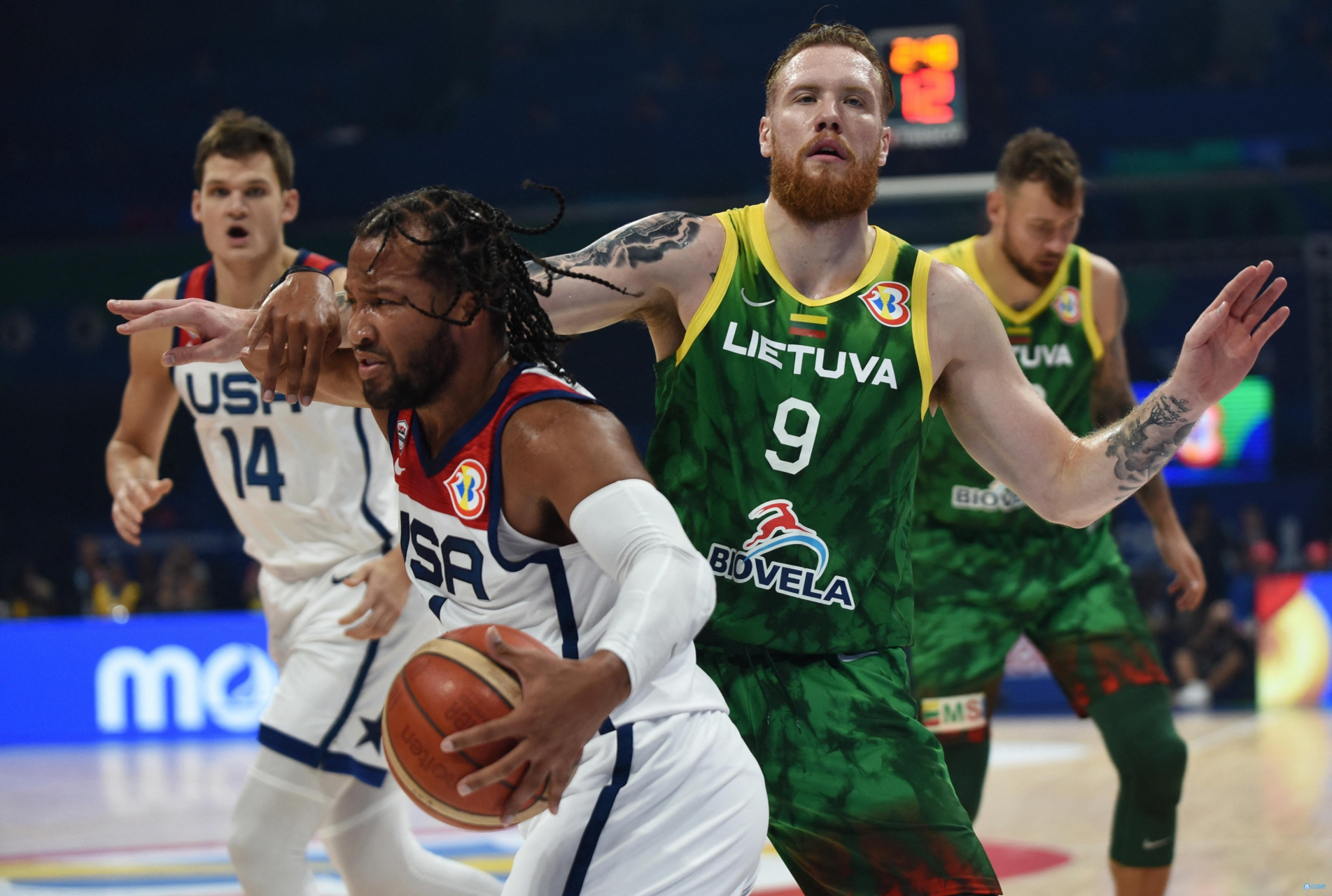 关于立陶宛队在比赛中输给强敌，排名下跌的信息