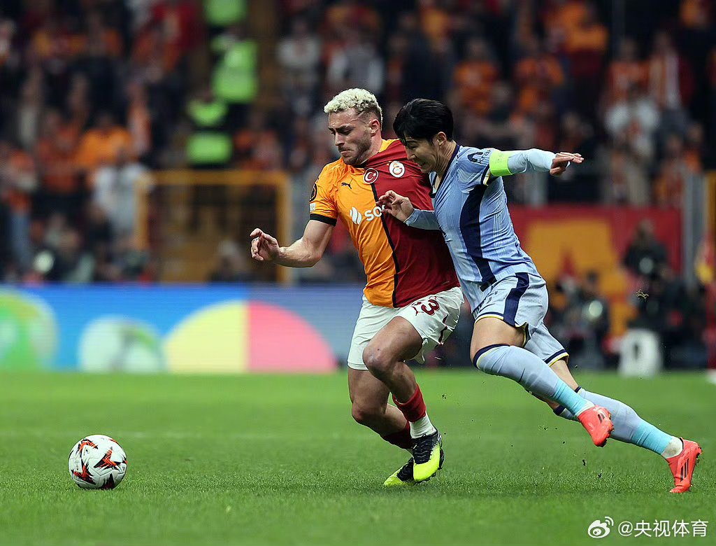 罗马战胜热刺,小组赛斩获关键胜利的简单介绍 罗马战胜热刺,小组赛斩获关键胜利的简单介绍