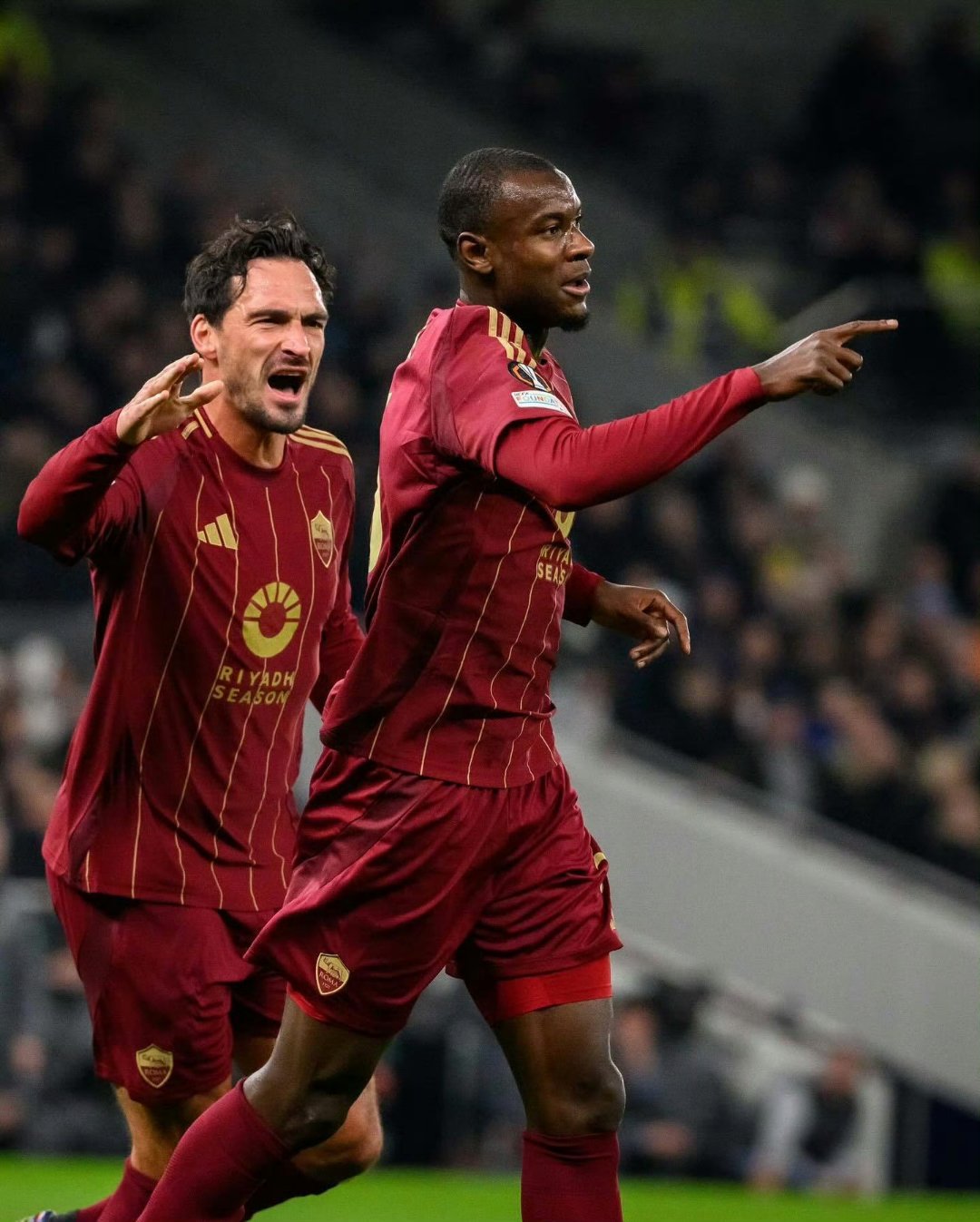 罗马战胜热刺,小组赛斩获关键胜利的简单介绍 罗马战胜热刺,小组赛斩获关键胜利的简单介绍