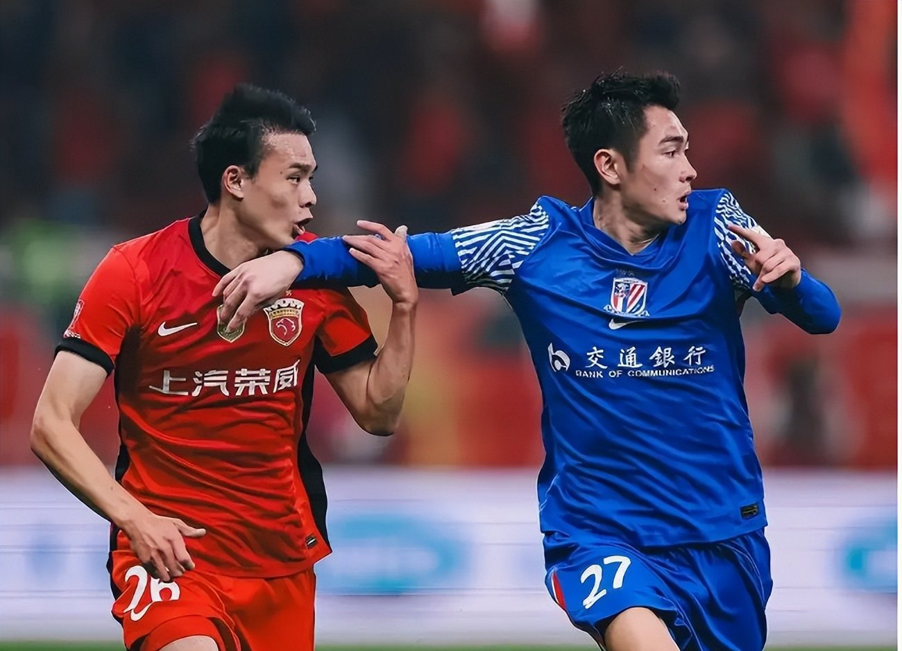 包含重庆斯威欲挑战上海申花，实力对比引热议的词条