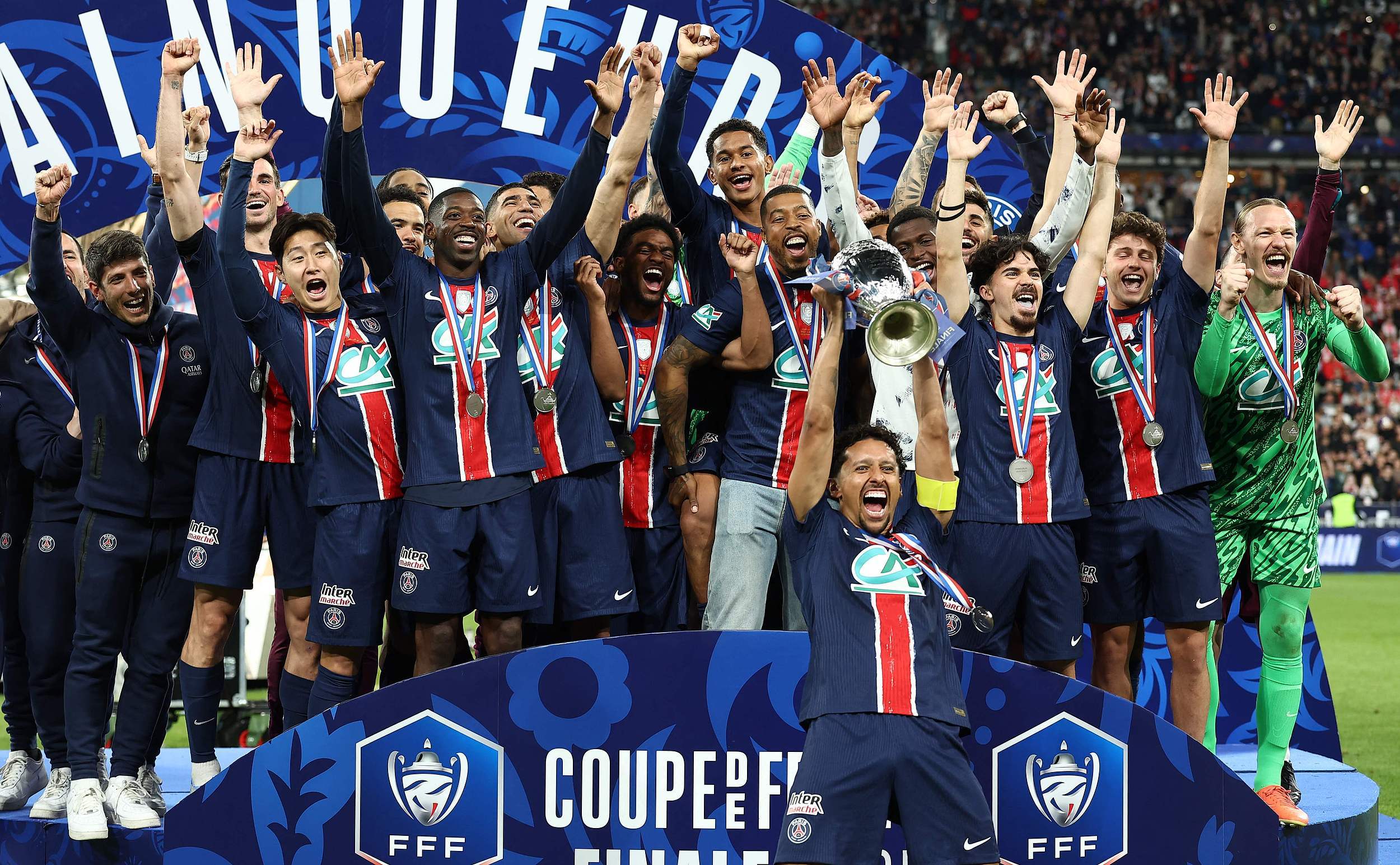 巴黎圣日尔曼欧冠主场失利,需重整阵容 巴黎圣日尔曼欧冠主场失利,需重整阵容