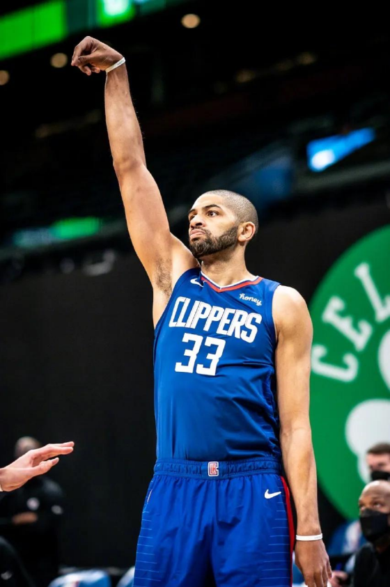 包含快船横扫爵士,巴图姆一己之力扛起全队的词条 包含快船横扫爵士,巴图姆一己之力扛起全队的词条