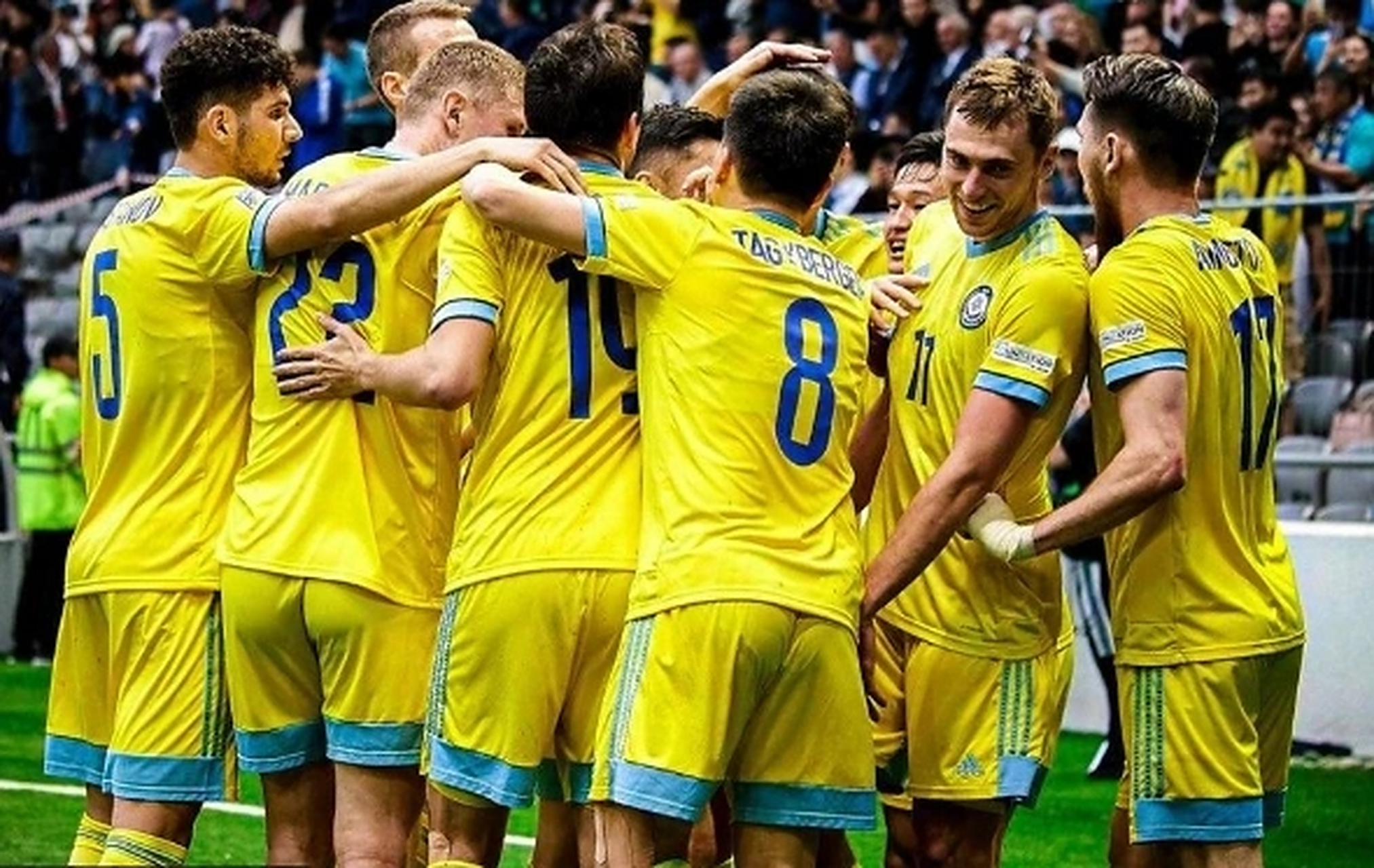 包含欧巡赛：法国队对阵斯洛文尼亚队，球场纷纷喝彩的词条