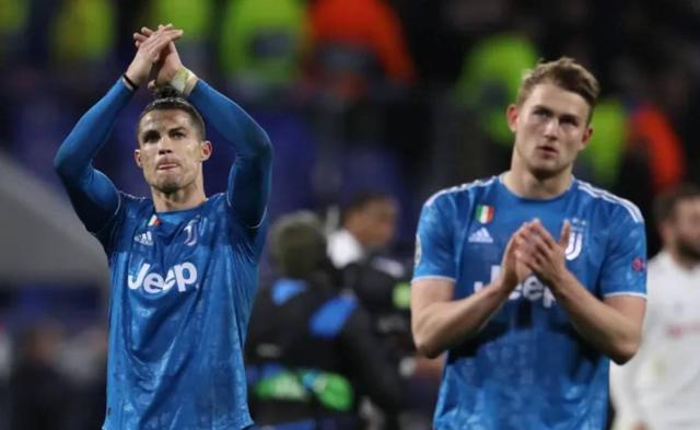 那不勒斯完胜中国,德利赫特高光表现的简单介绍 那不勒斯完胜中国,德利赫特高光表现的简单介绍