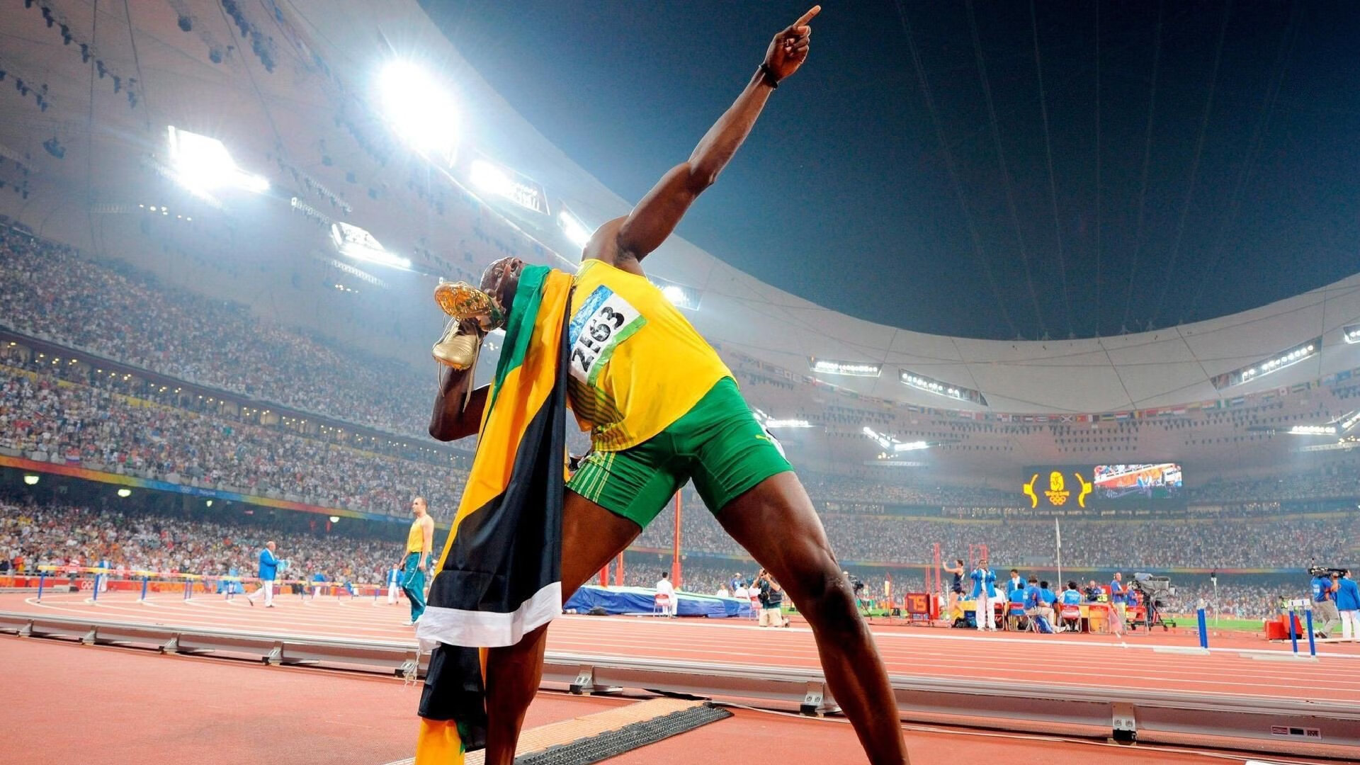 数据风暴席卷墨尔本，布雷默全面爆发，佛罗伦萨战术完美压制澳大利亚