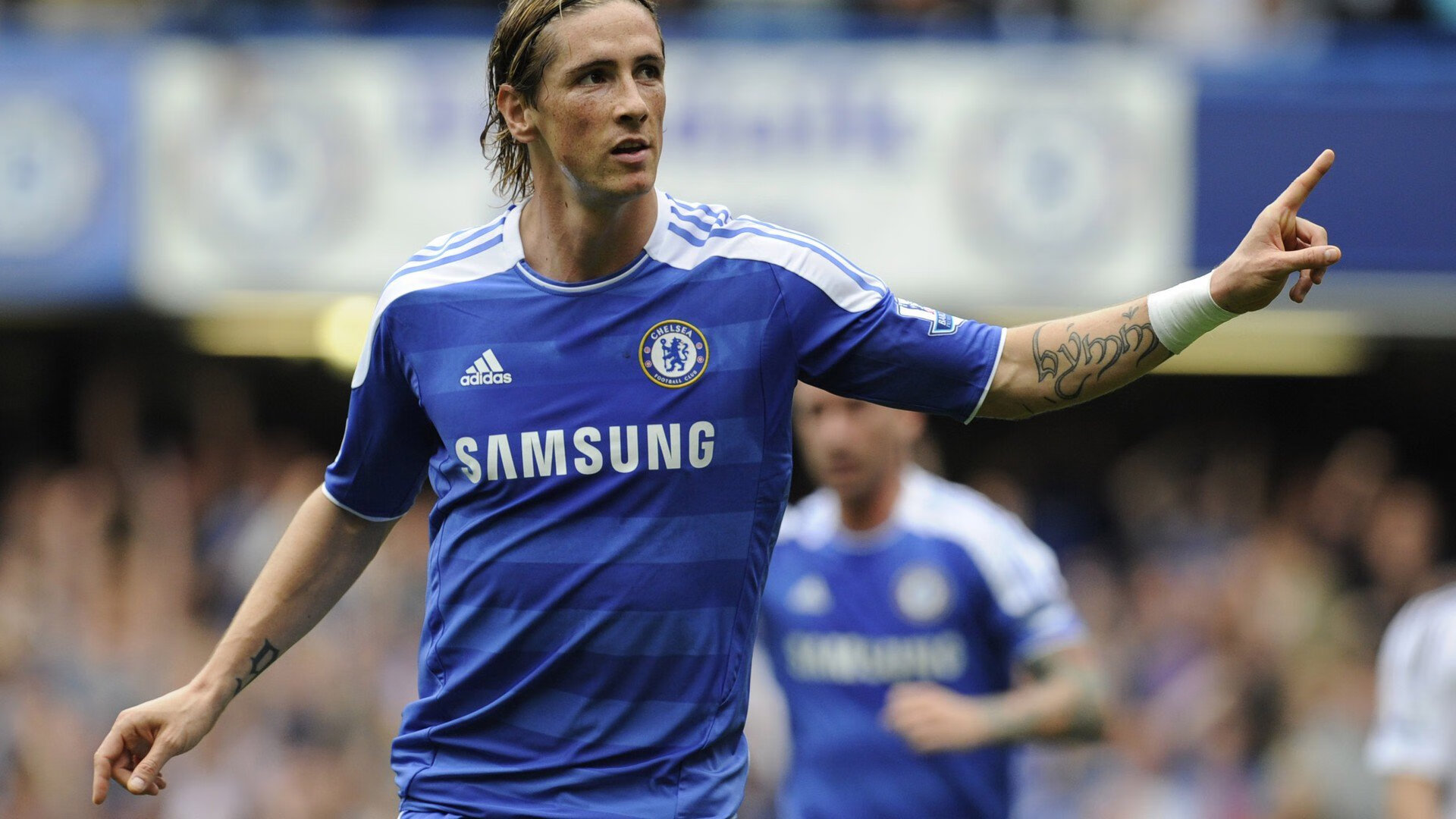 跨界狂想,当广东队狂胜湖人,当克莱在F1街道赛接管比赛